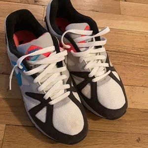 Air structure triax 9.5